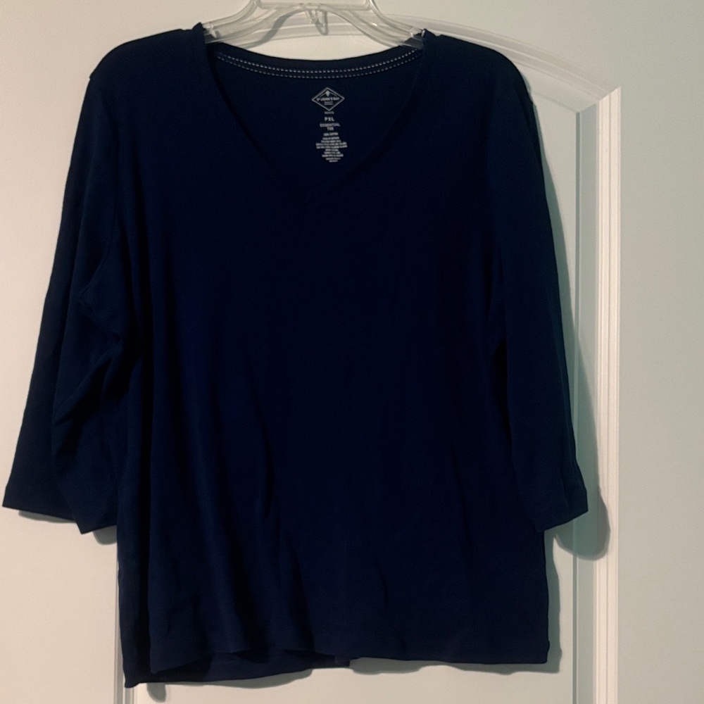 St. John's Bay Deep Blue 3/4 Sleeve V-Neck Tee